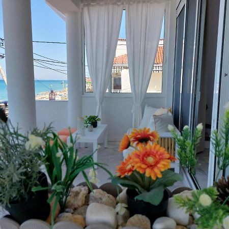 Nefeli Seaside Apartments بوليخرونو المظهر الخارجي الصورة