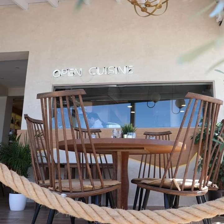 Nefeli Seaside Apartments بوليخرونو المظهر الخارجي الصورة