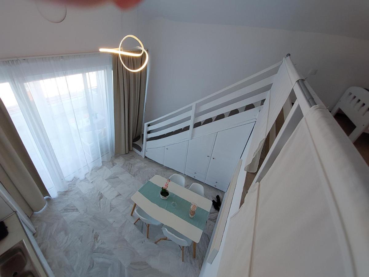 Nefeli Seaside Apartments بوليخرونو المظهر الخارجي الصورة