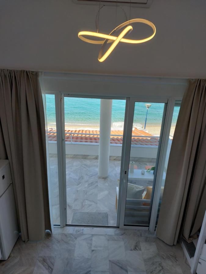 Nefeli Seaside Apartments بوليخرونو المظهر الخارجي الصورة